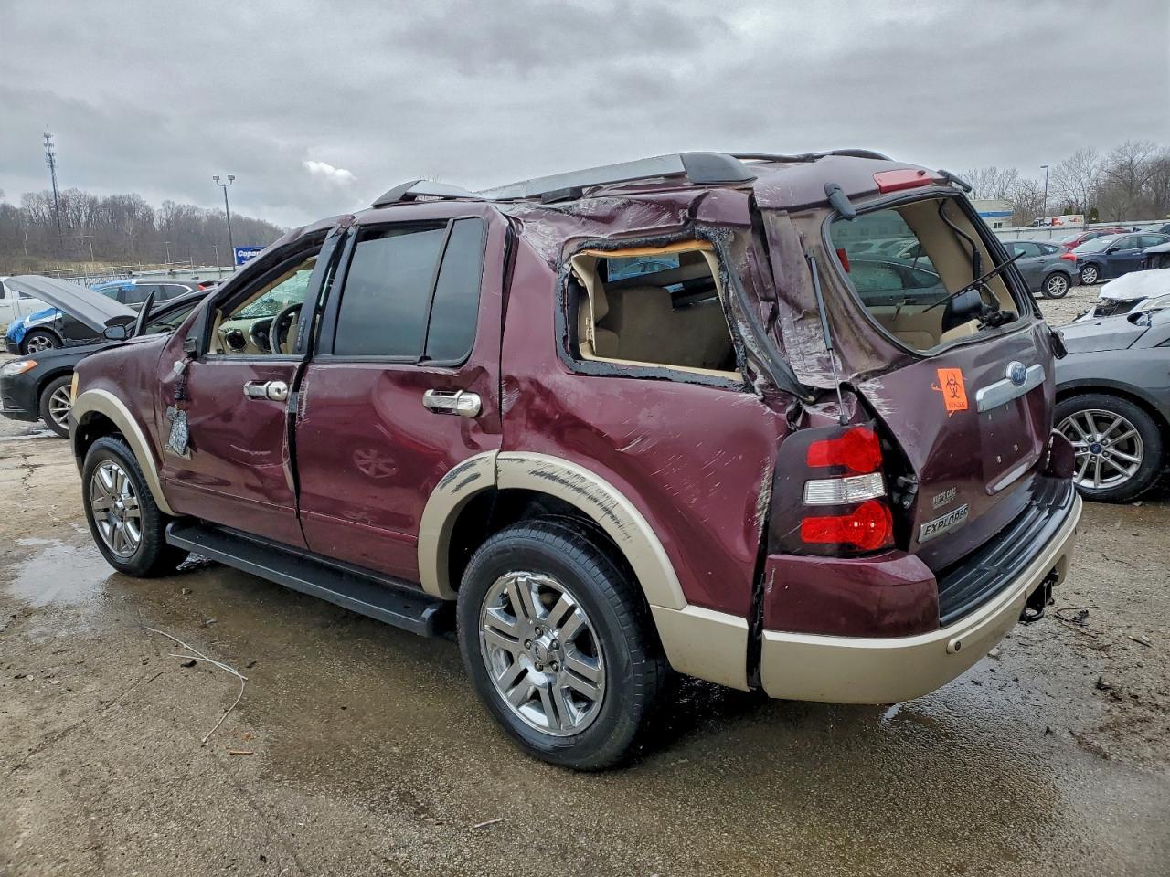 2006 Ford Explorer Eddie Bauer - Image 2
