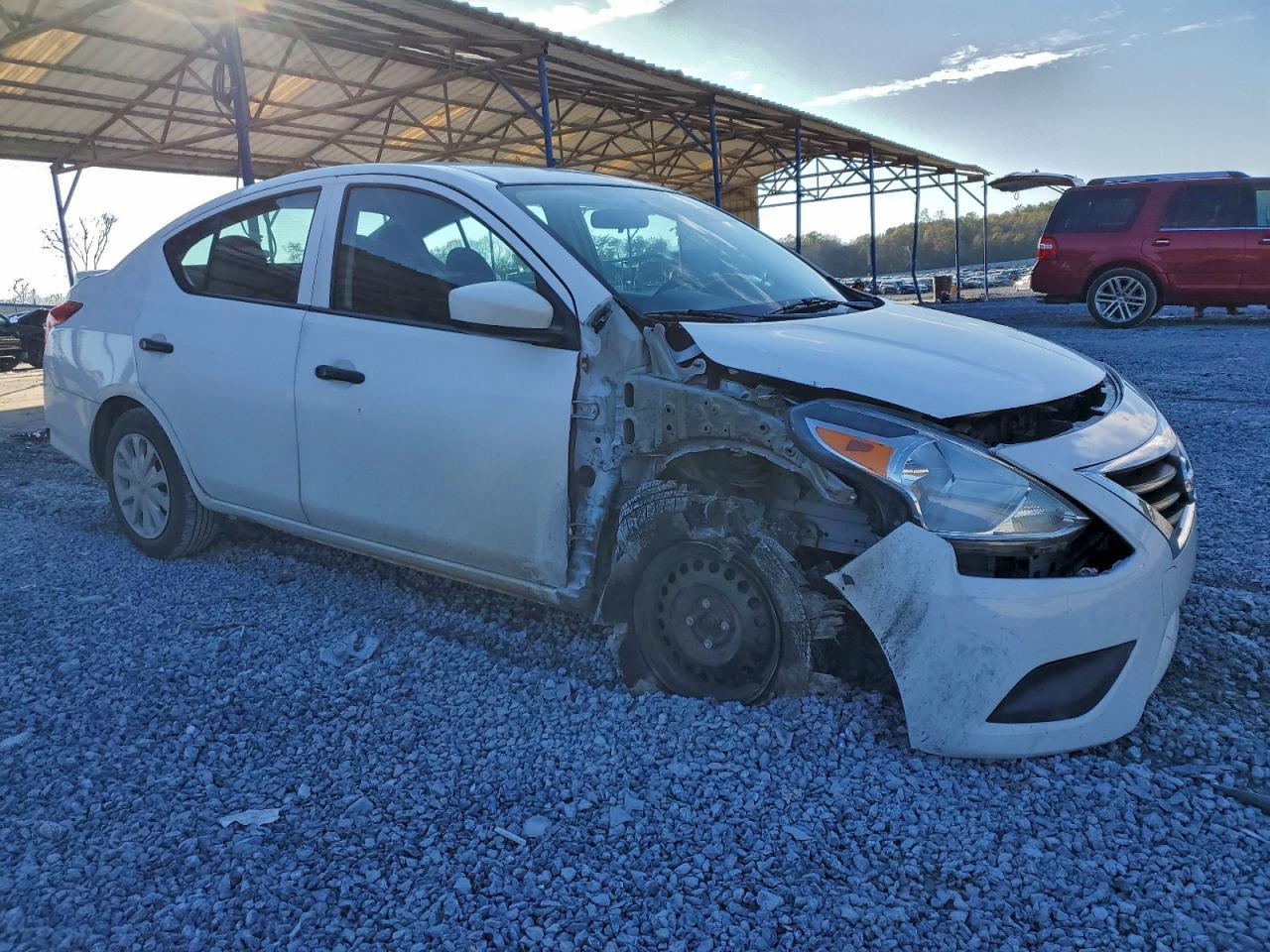 2018 Nissan Versa S - Image 4