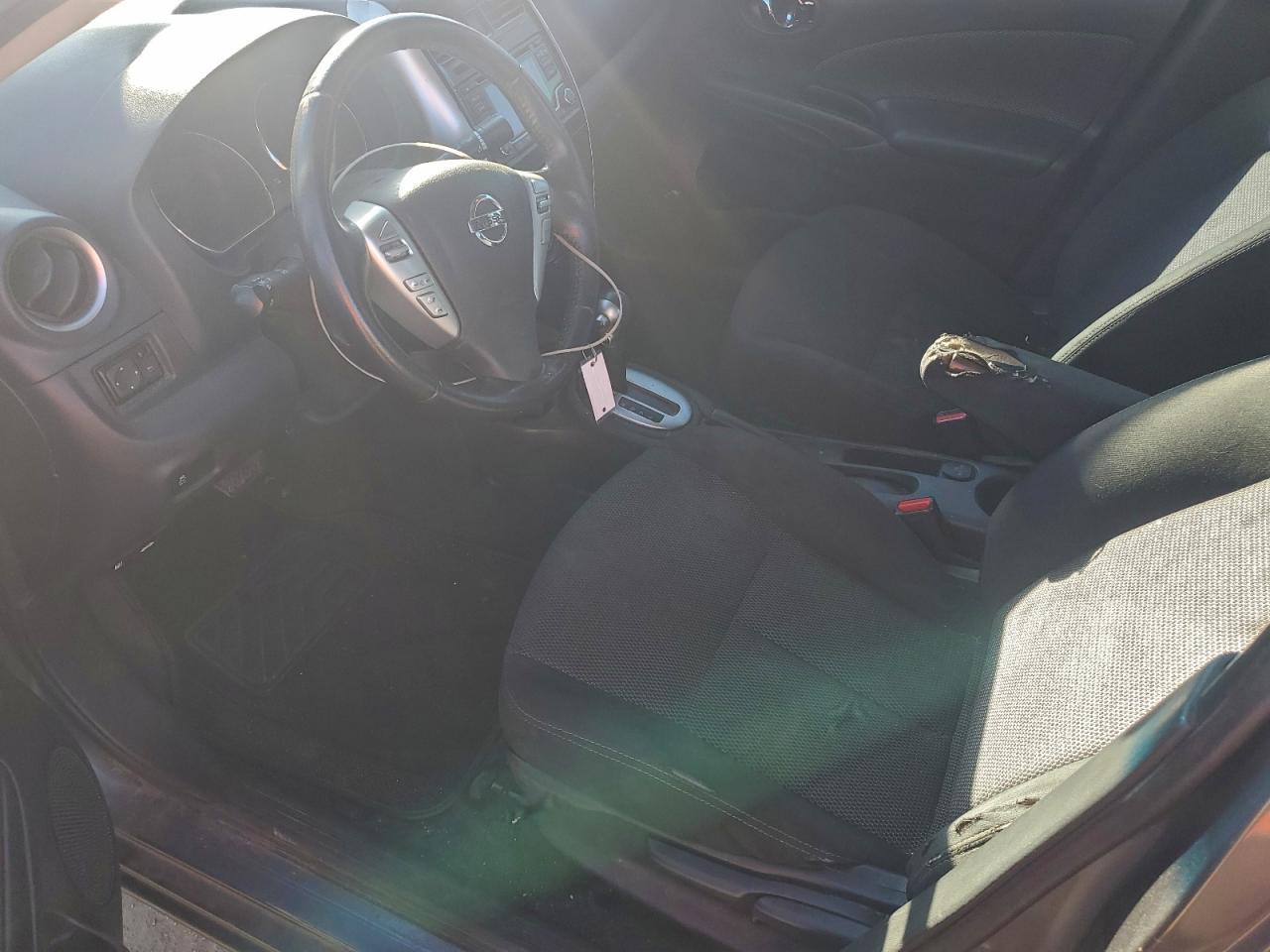 2017 Nissan Versa S - Фото 7