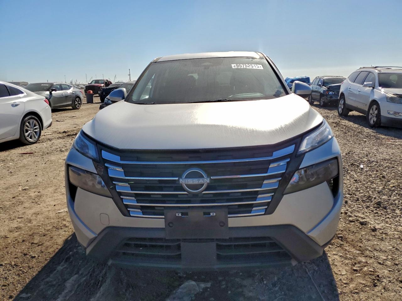 2025 Nissan Rogue Sv - Image 5