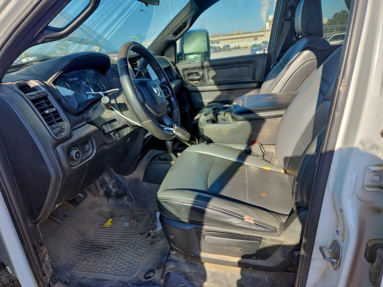 2023 Ram 2500 Tradesman - Фото 7