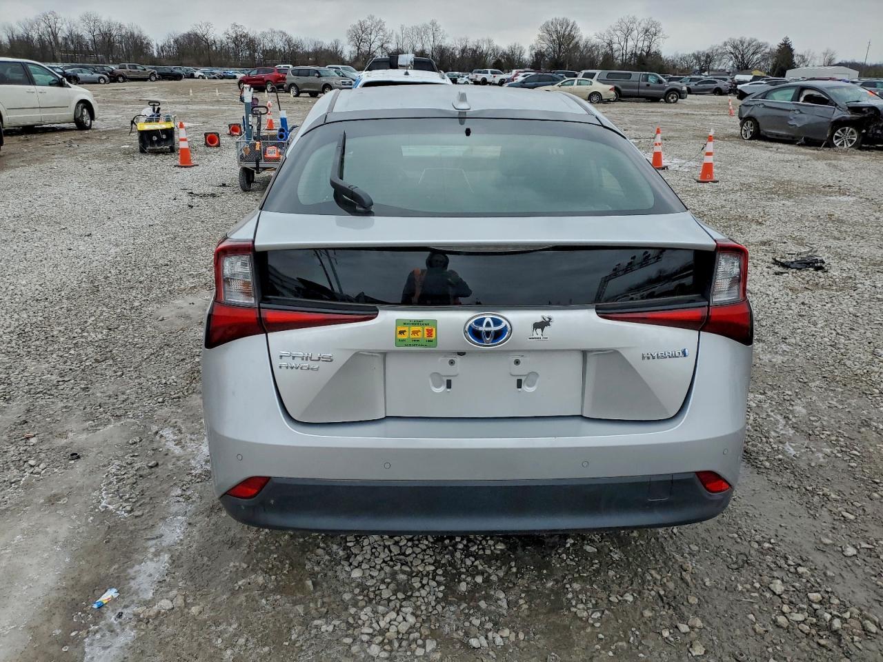 2022 Toyota Prius Le - Image 6