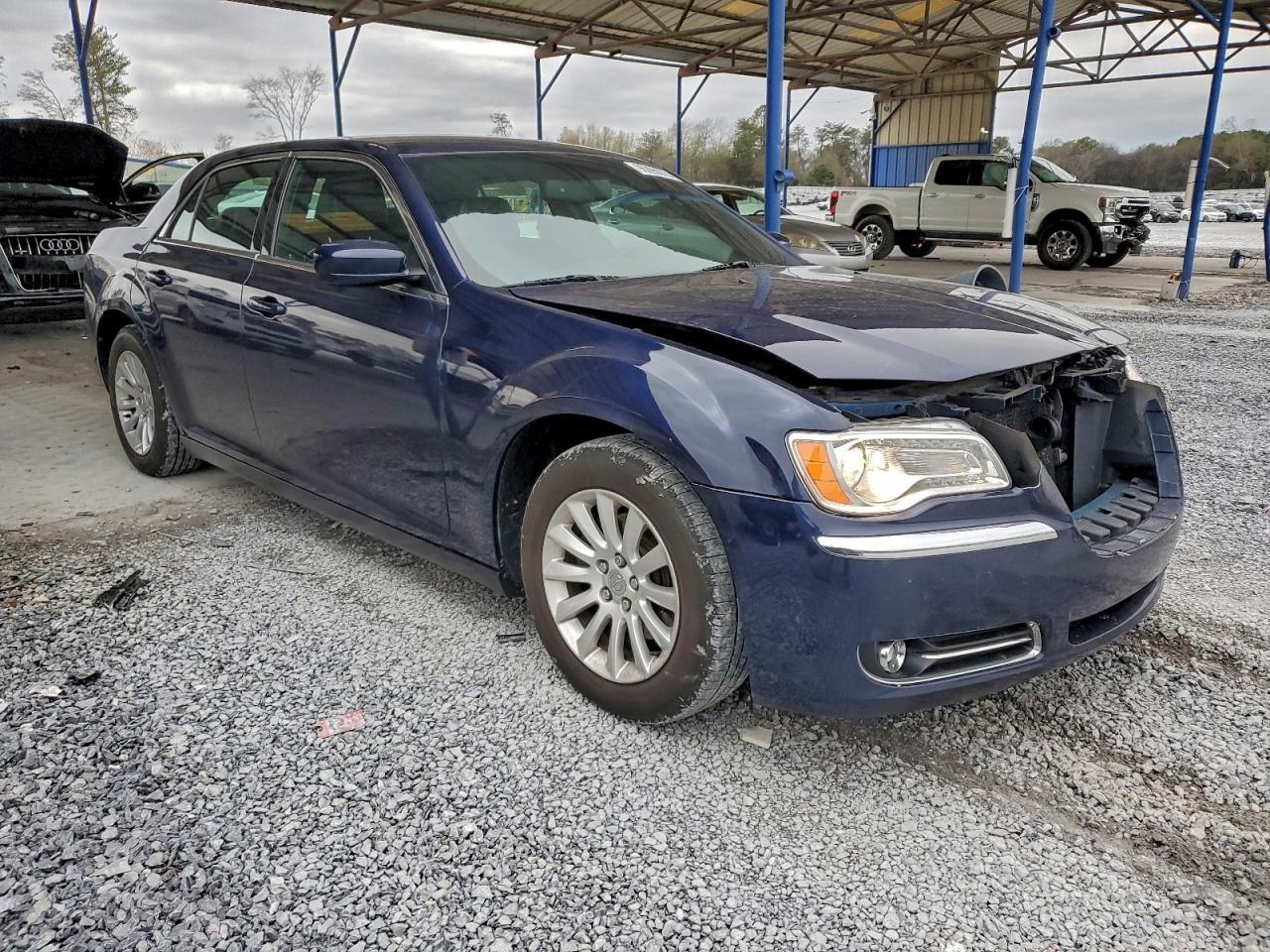2014 Chrysler 300 - Фото 4