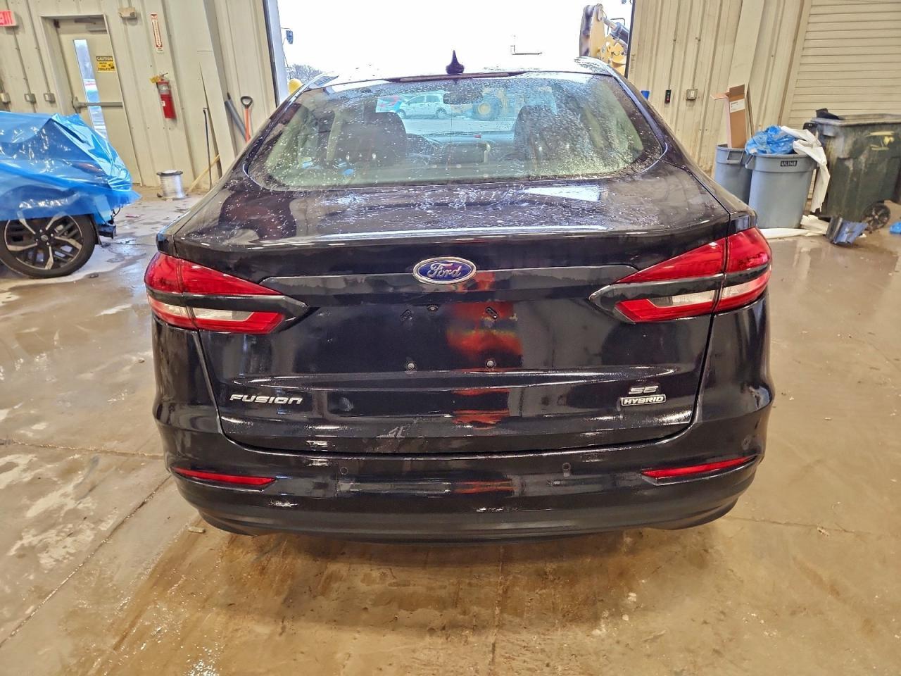 2020 Ford Fusion Se - Фото 6