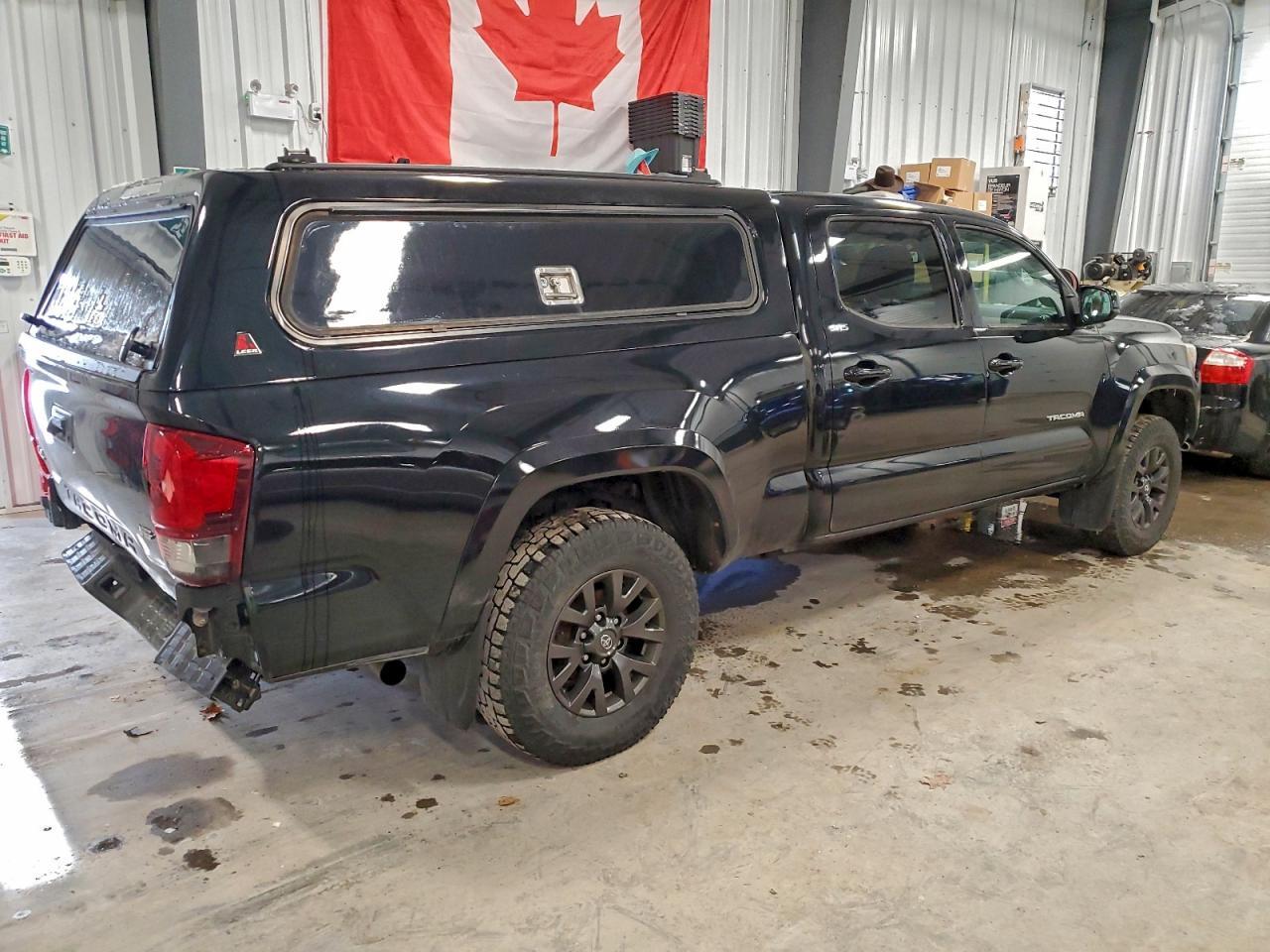 2022 Toyota Tacoma Double Cab - Фото 3