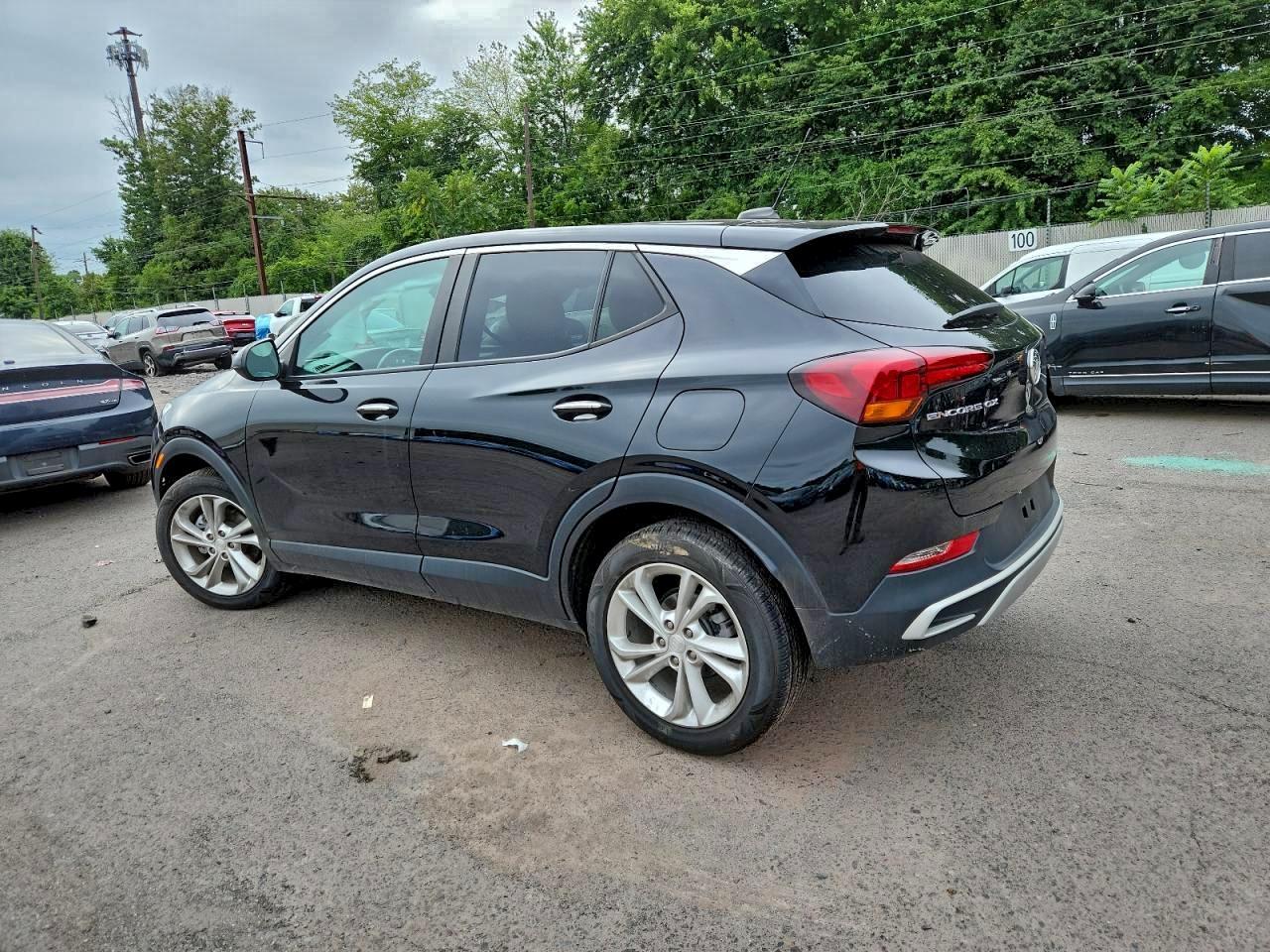 2022 Buick Encore Gx Preferred - Image 2