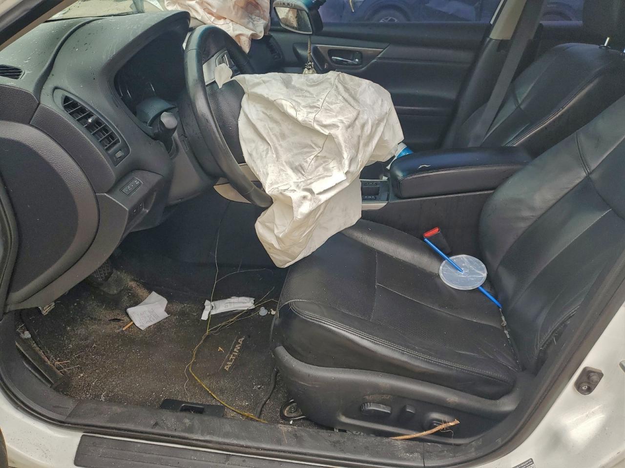 2015 Nissan Altima 2.5 - Фото 7