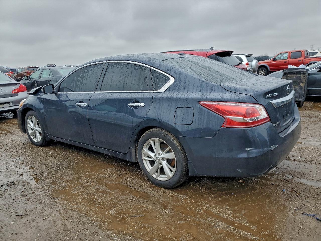 2013 Nissan Altima 2.5 - Фото 2