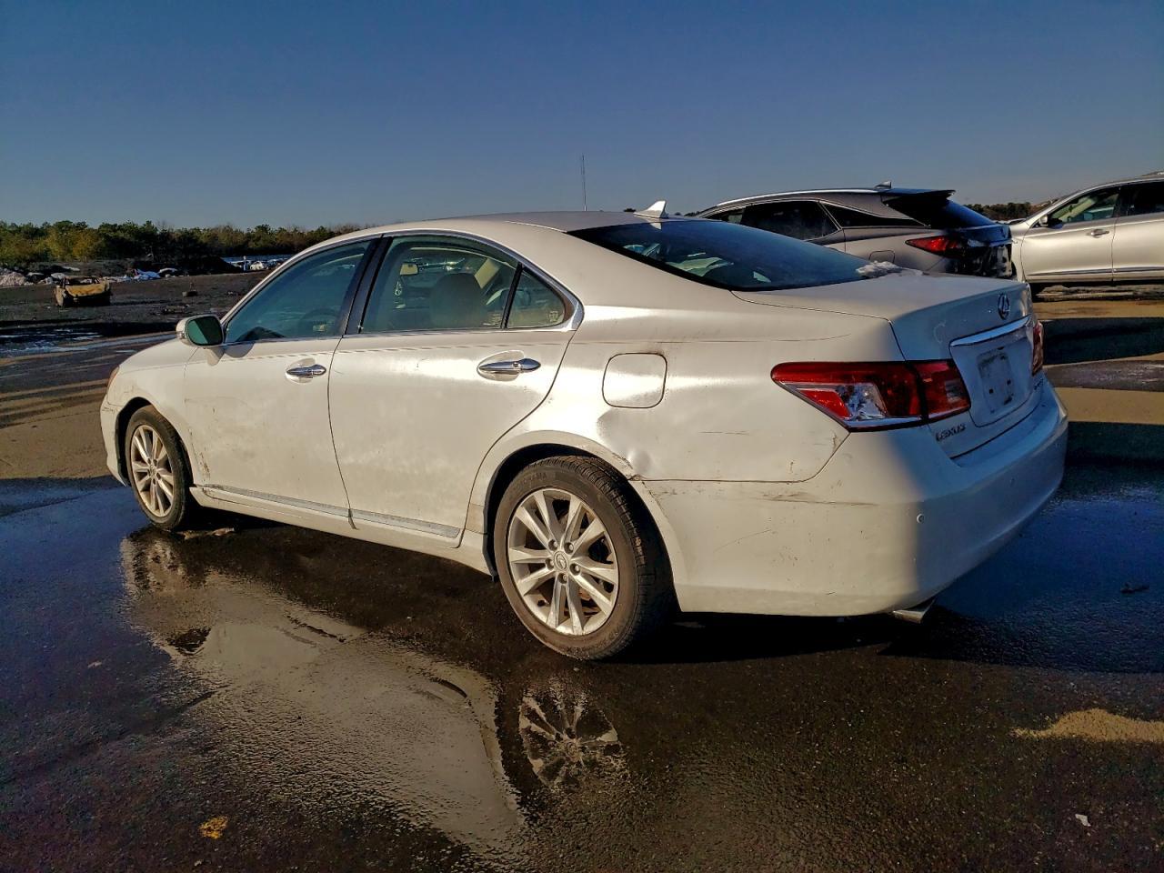 2010 Lexus Es 350 - Фото 2