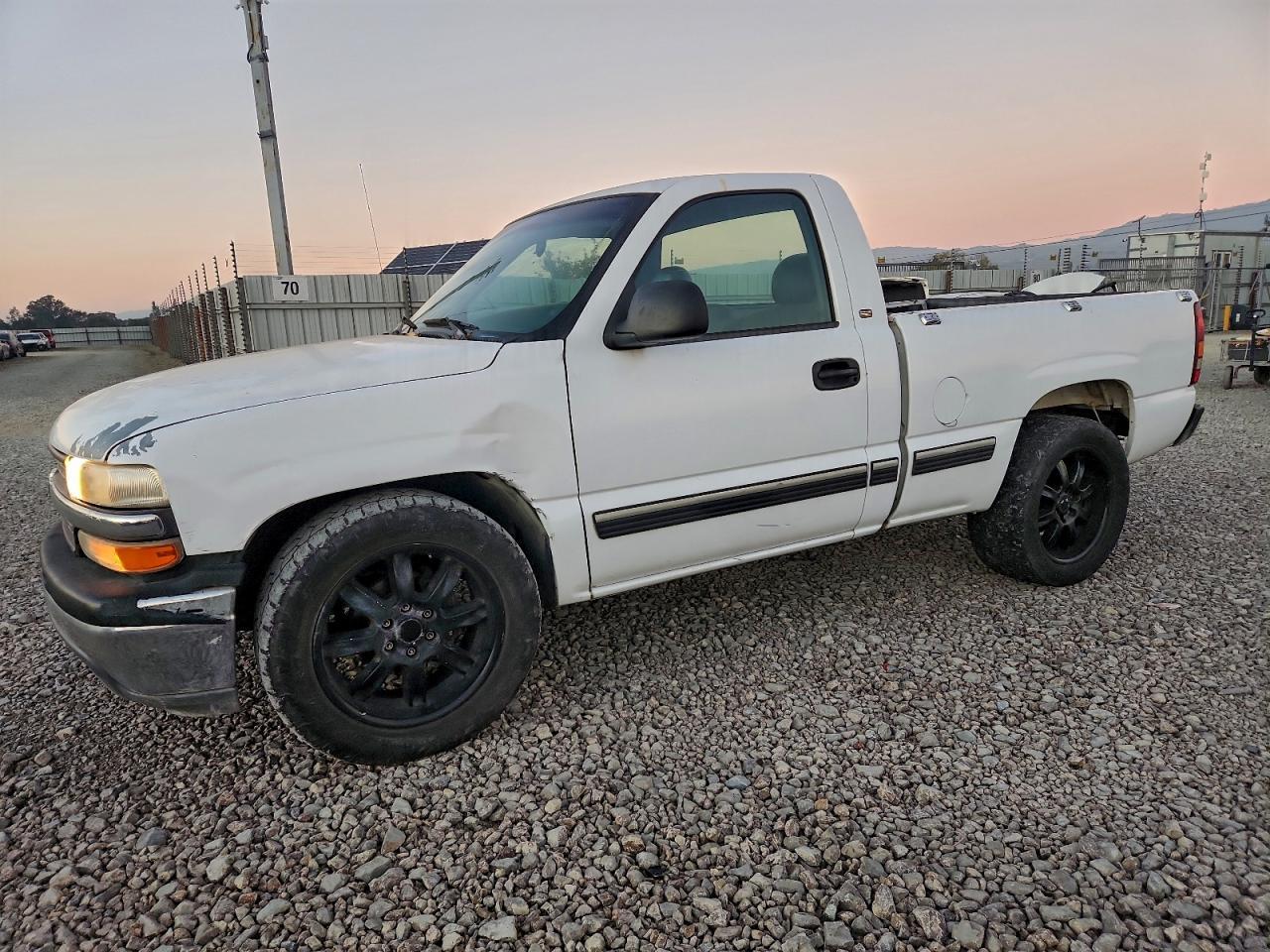 2000 Chevrolet Silverado C1500