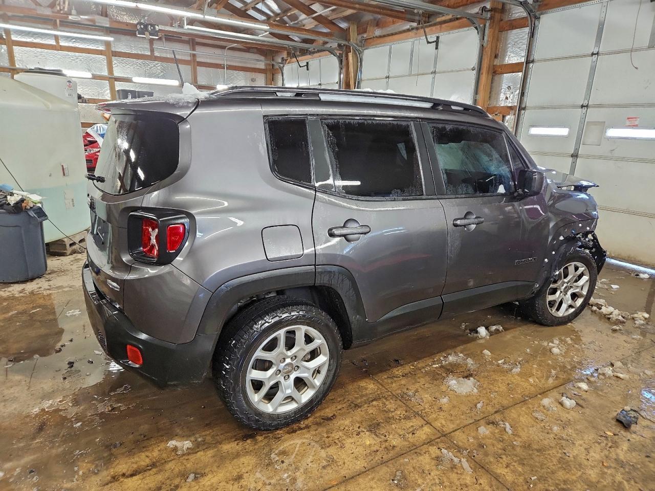 2018 Jeep Renegade Latitude - Фото 3