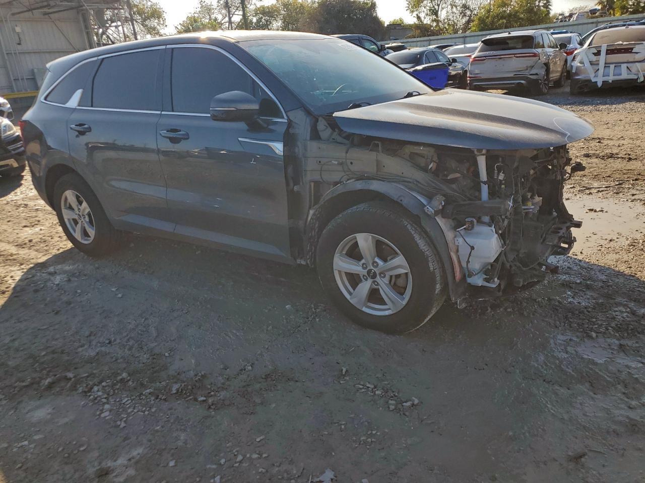 2023 Kia Sorento Lx - Фото 4