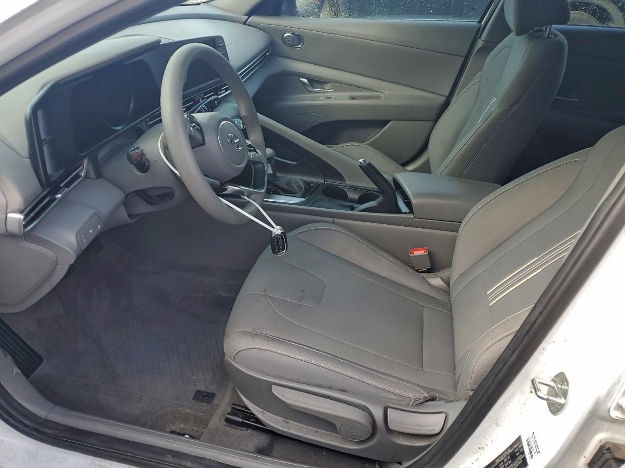 2023 Hyundai Elantra Sel - Image 7