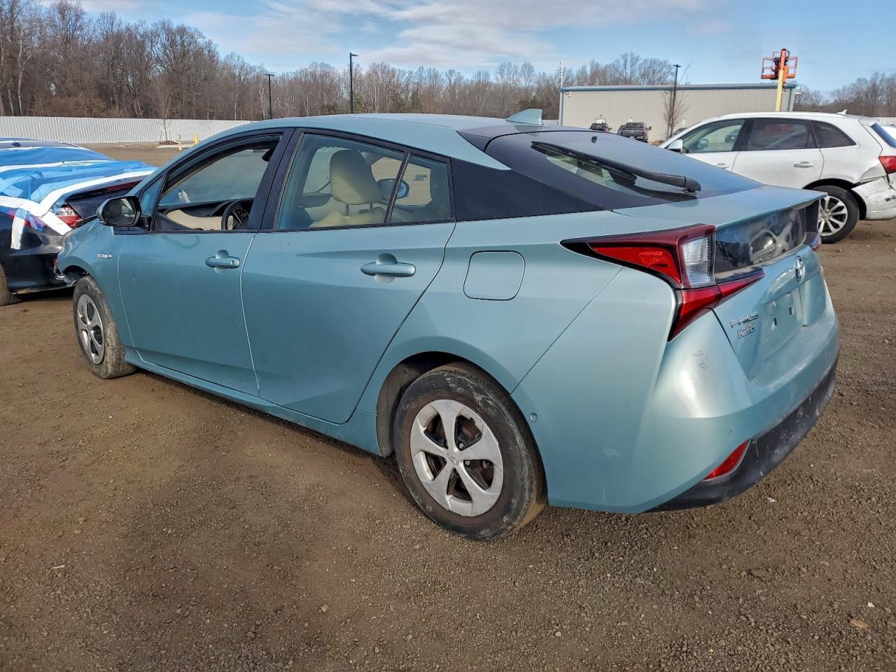 2019 Toyota Prius - Image 2