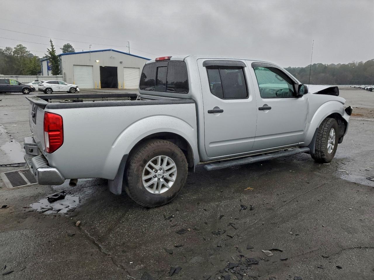 2017 Nissan Frontier S - Image 3