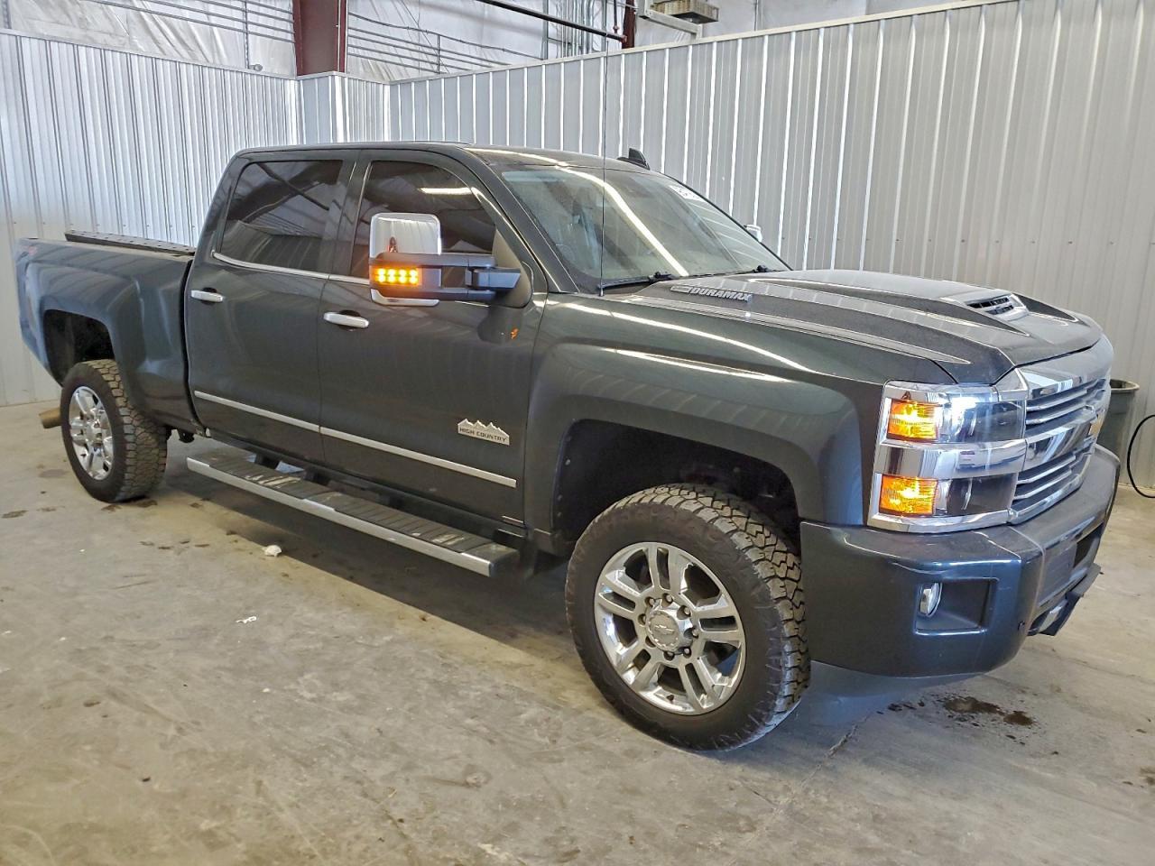 2017 Chev Silverado K2500 High Country - Image 4