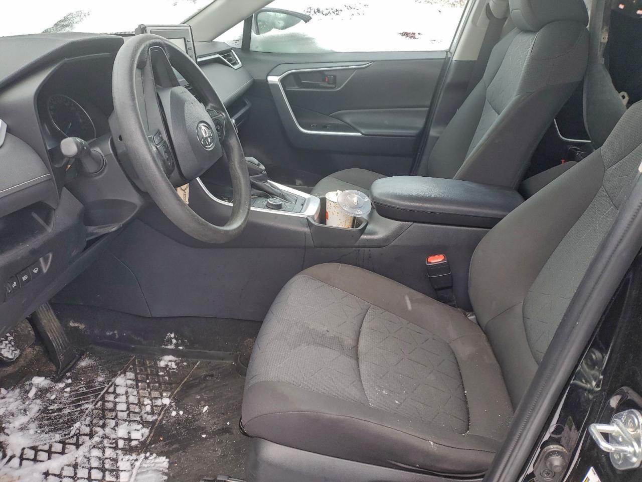 2022 Toyota Rav4 Le - Фото 7