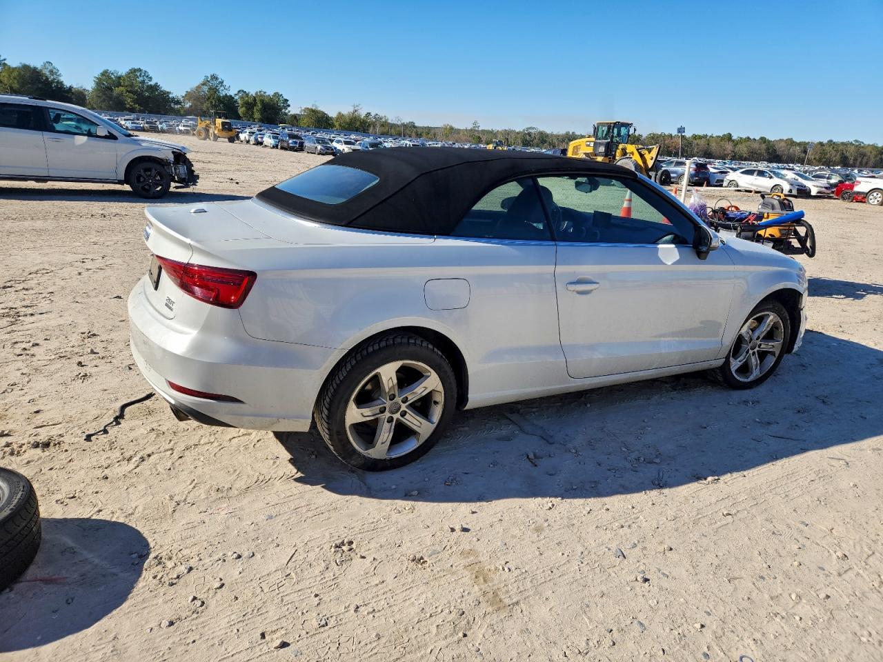 2018 Audi A3 Premium - Фото 3