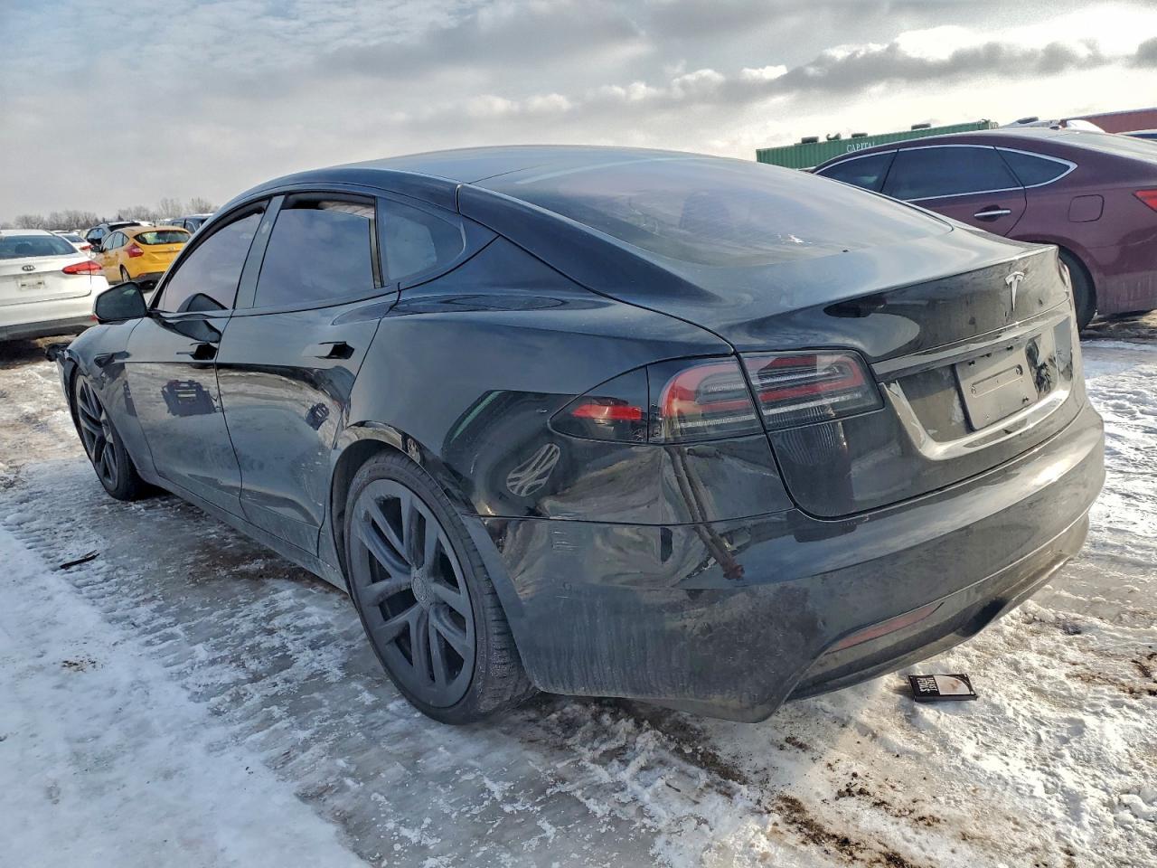 2022 Tesla Model S - Фото 2