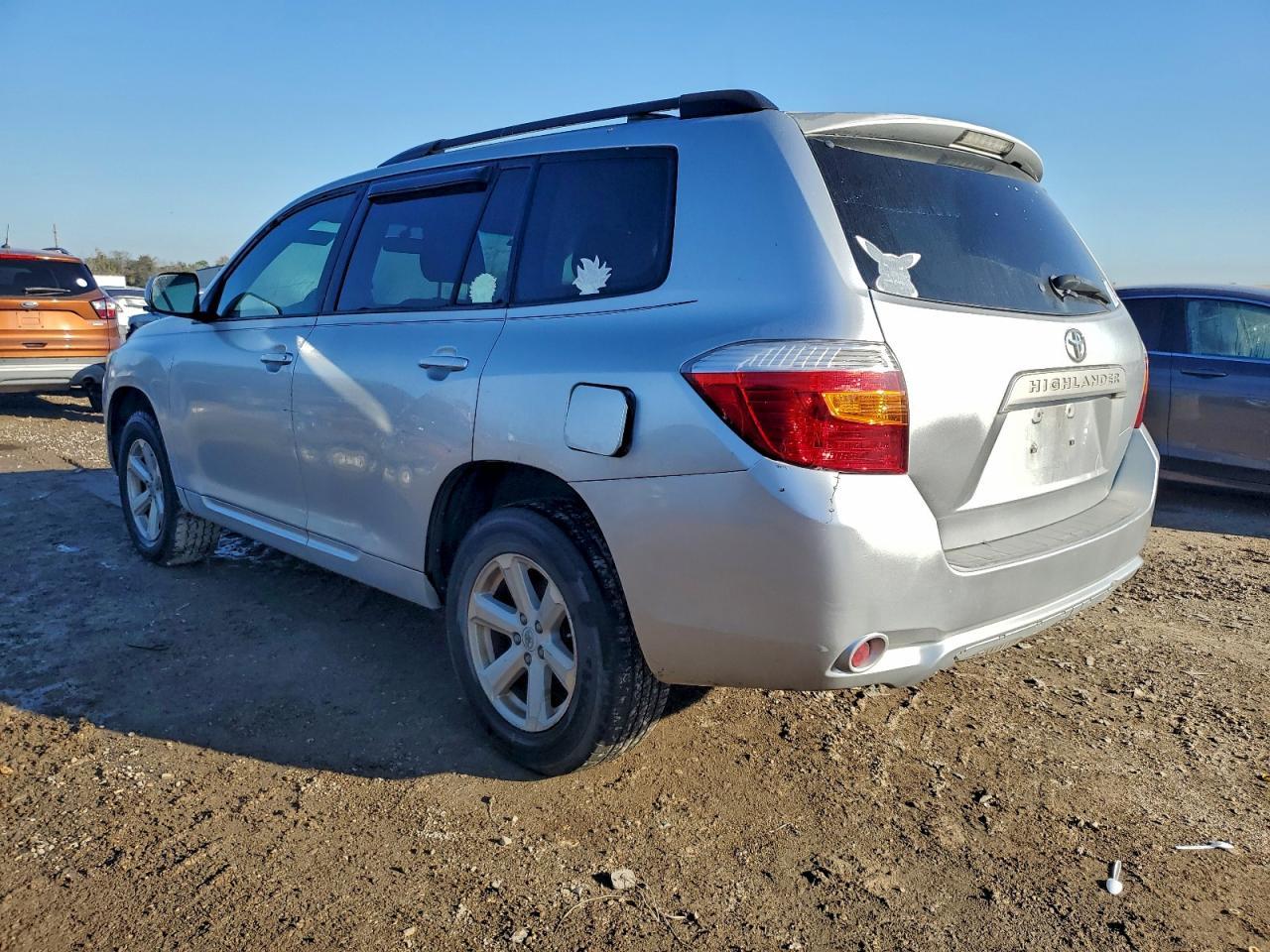 2010 Toyota Highlander - Фото 2