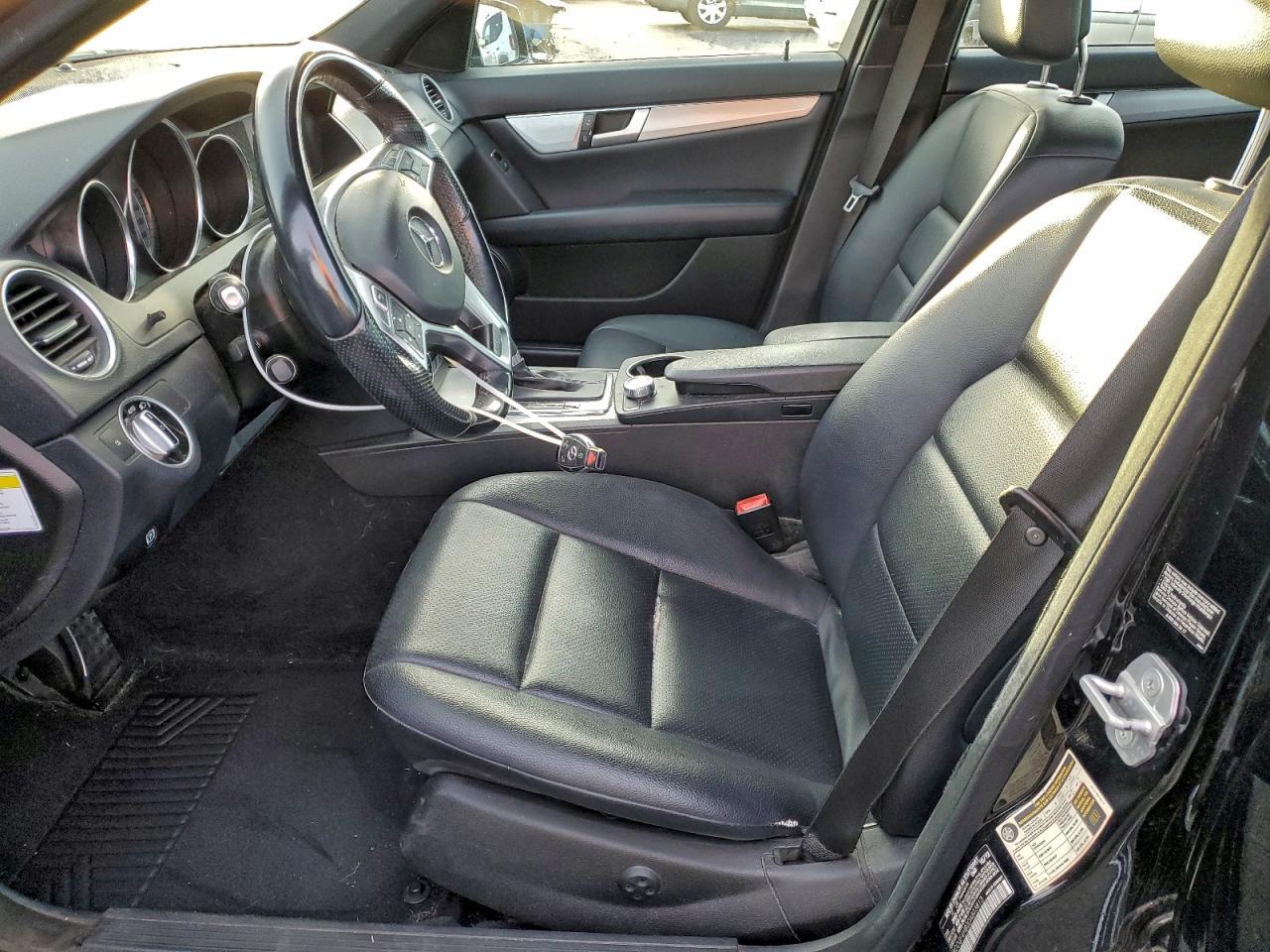 2013 Mercedes-Benz C 250 - Image 7