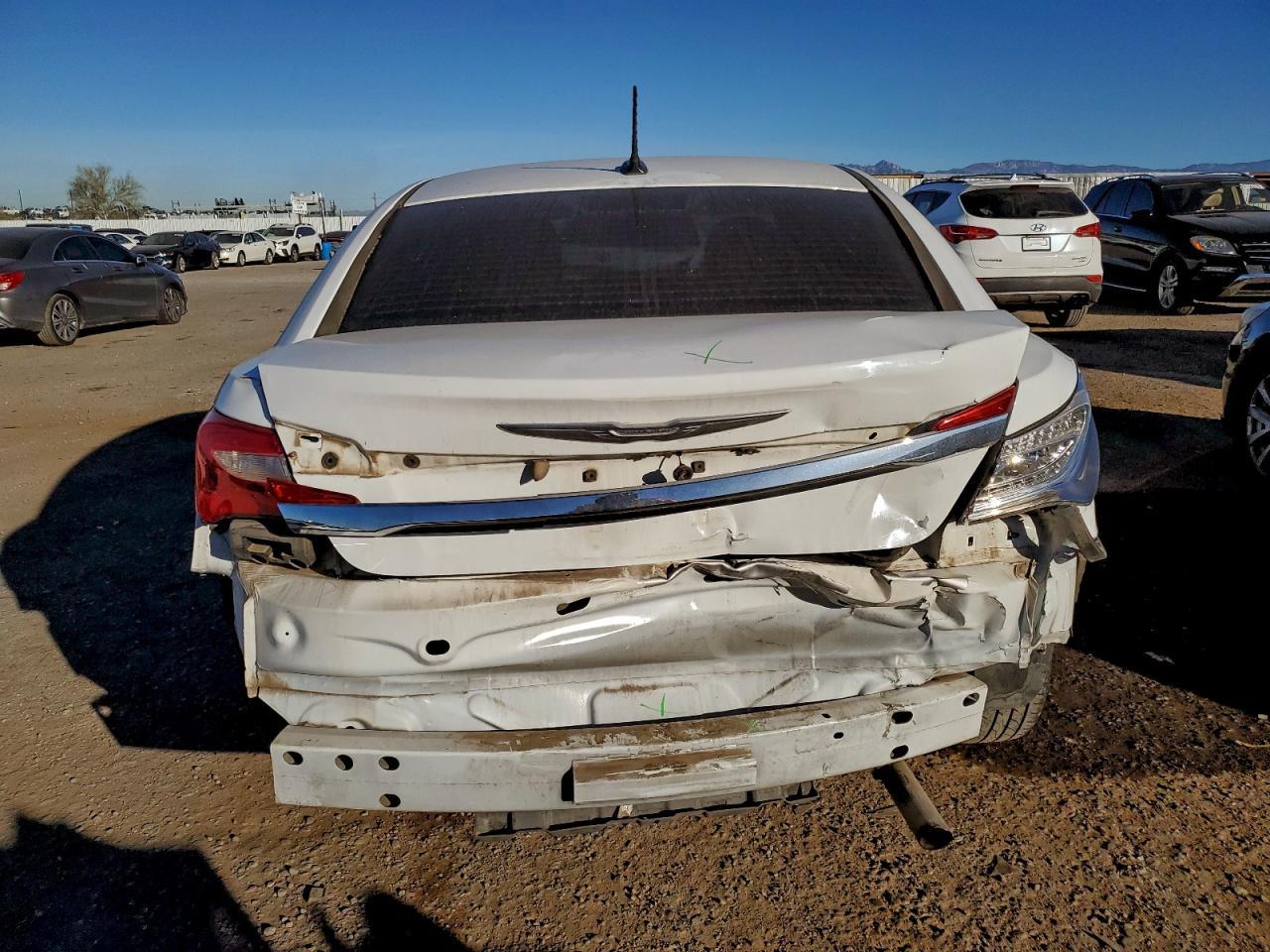 2013 Chrysler 200 Lx - Image 6