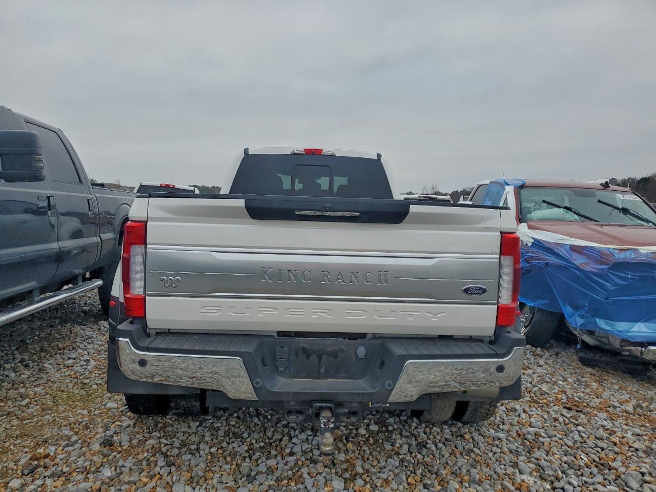 2019 Ford F450 Super Duty - Фото 6