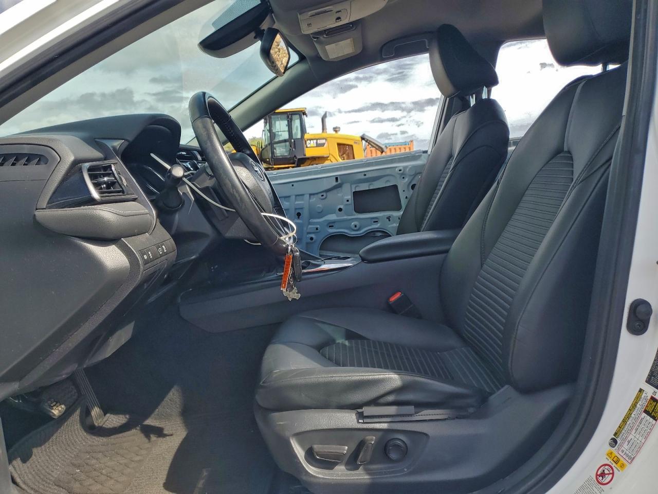 2019 Toyota Camry L - Фото 7