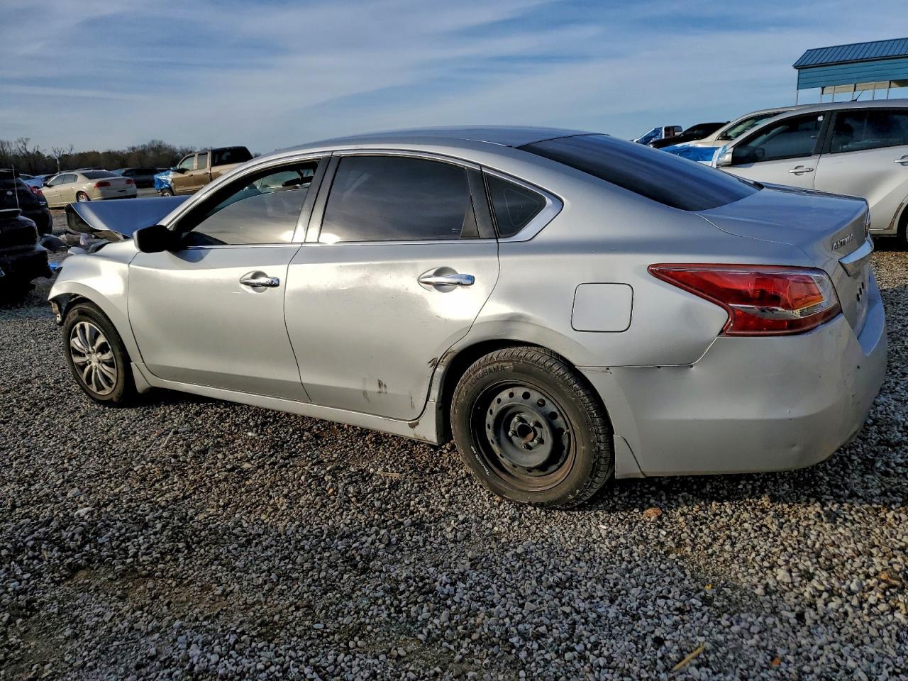 2013 Nissan Altima 2.5 - Фото 2