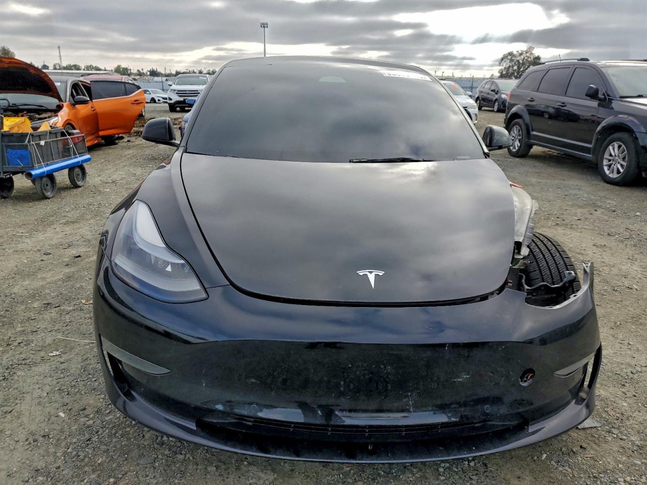 2022 Tesla Model 3 - Фото 5