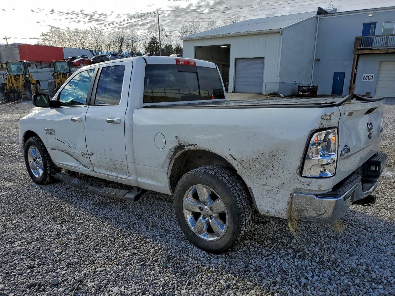 2016 Ram 1500 Slt - Фото 2