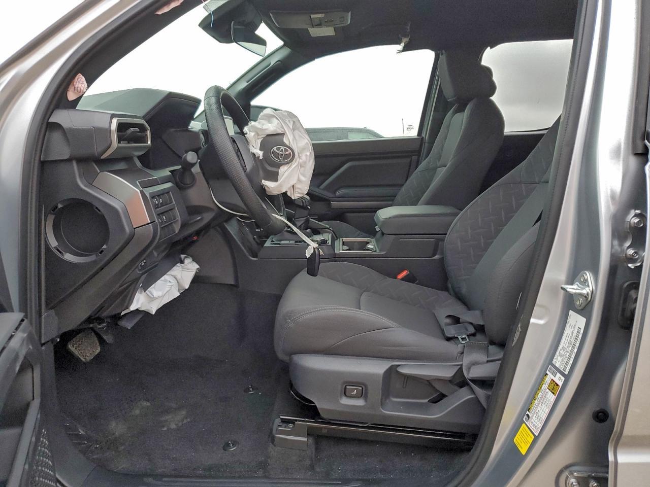 2025 Toyota Tacoma Double Cab - Image 7