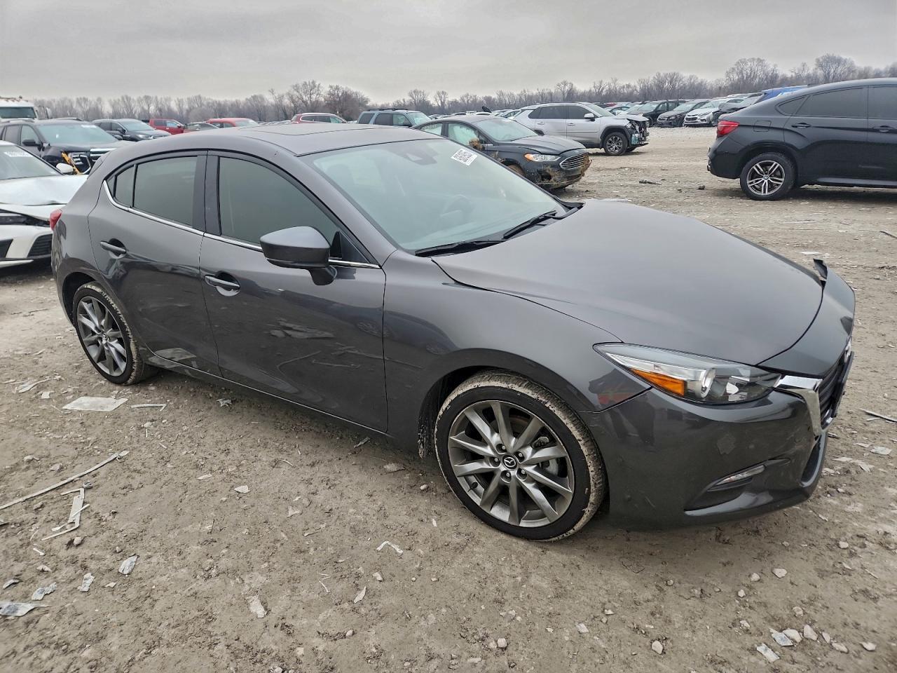 2018 Mazda 3 Touring - Фото 4