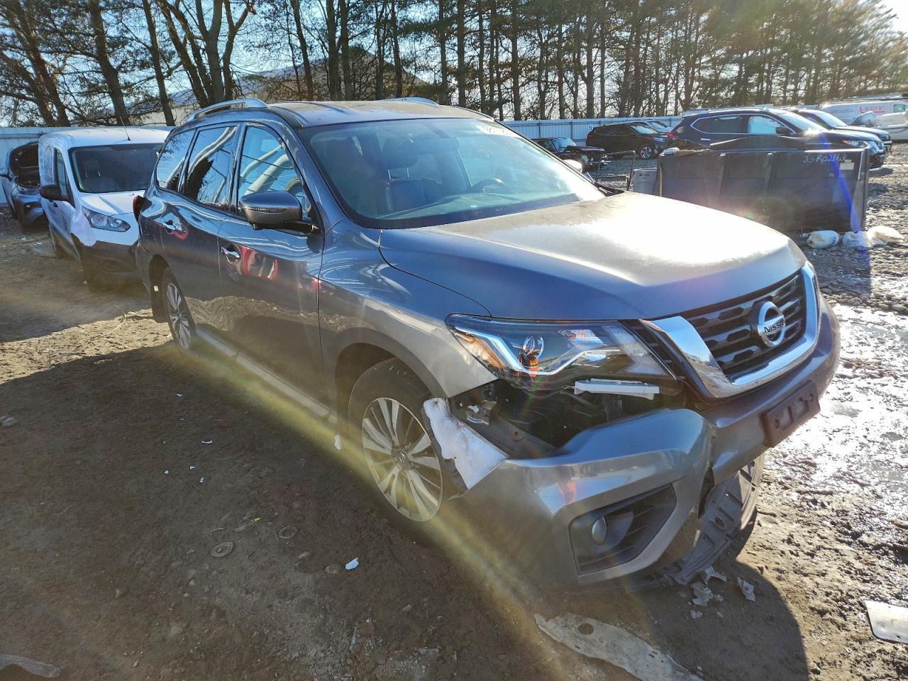 2020 Nissan Pathfinder Sl - Фото 4