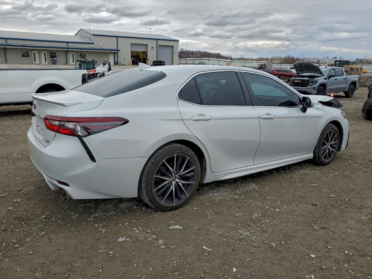 2023 Toyota Camry Se Night Shade - Image 3