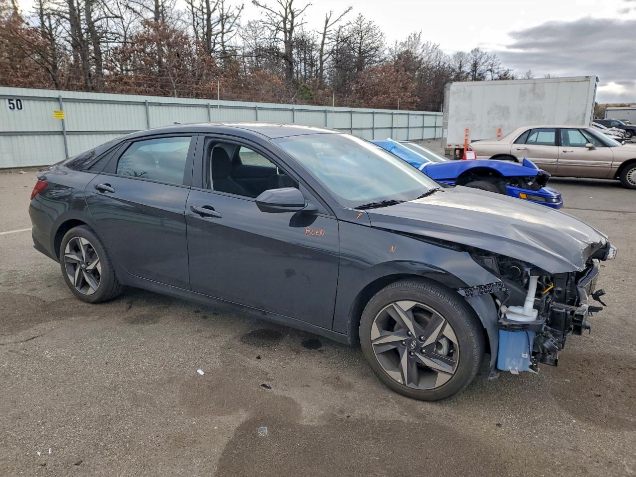 2023 Hyundai Elantra Sel - Фото 4