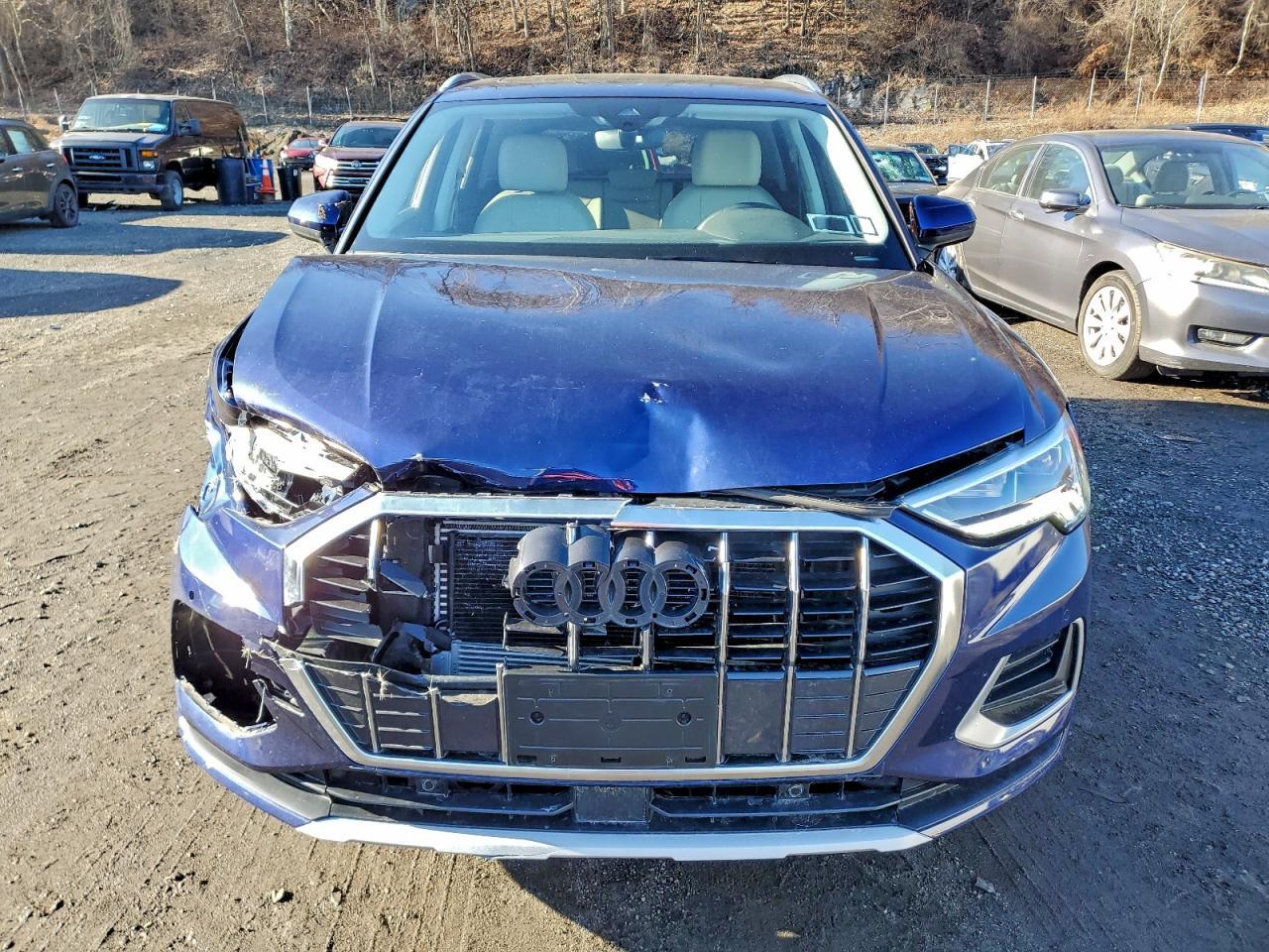 2022 Audi Q3 Premium Plus 40 - Фото 5