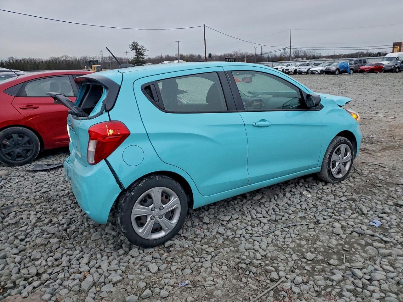 2022 Chevrolet Spark Ls - Фото 3