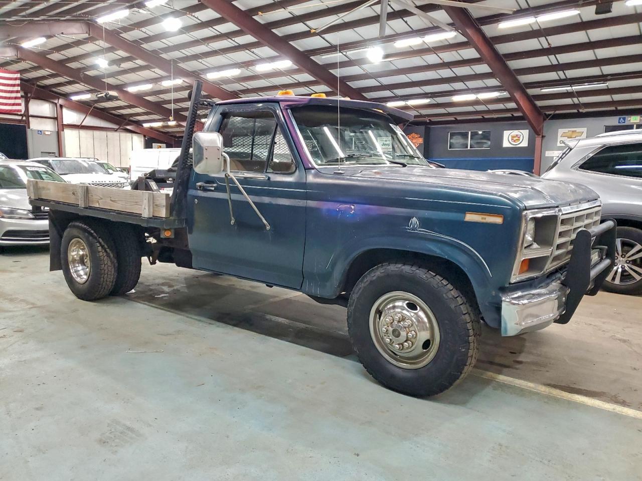 1986 Ford F350 - Фото 4