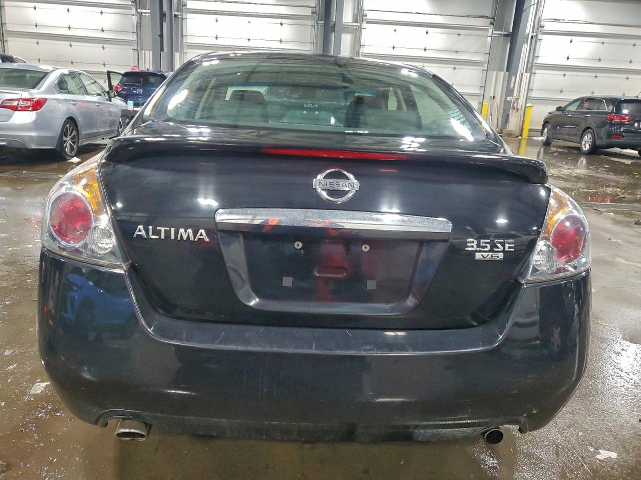 2008 Nissan Altima 3.5Se - Фото 6