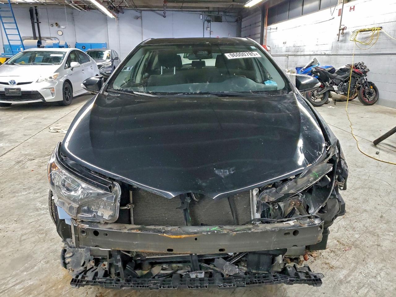 2017 Toyota Scion Im - Image 5