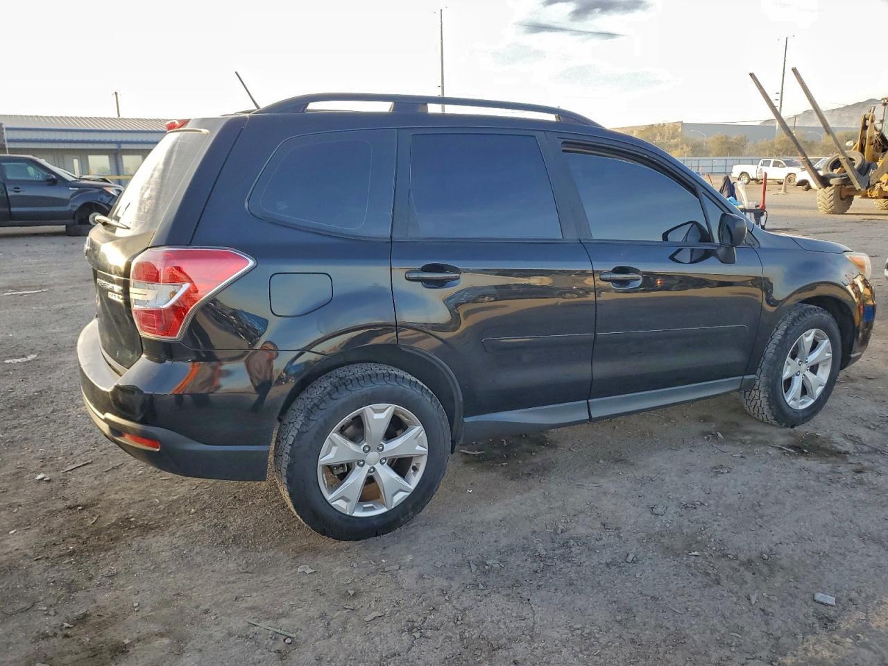2015 Subaru Forester 2.5I - Image 3