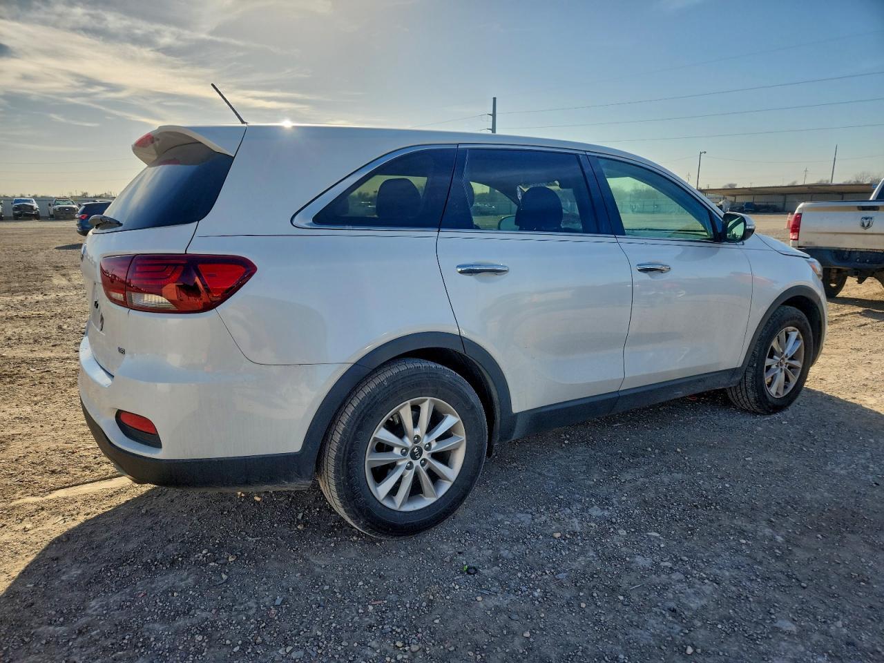 2019 Kia Sorento Lx - Фото 3