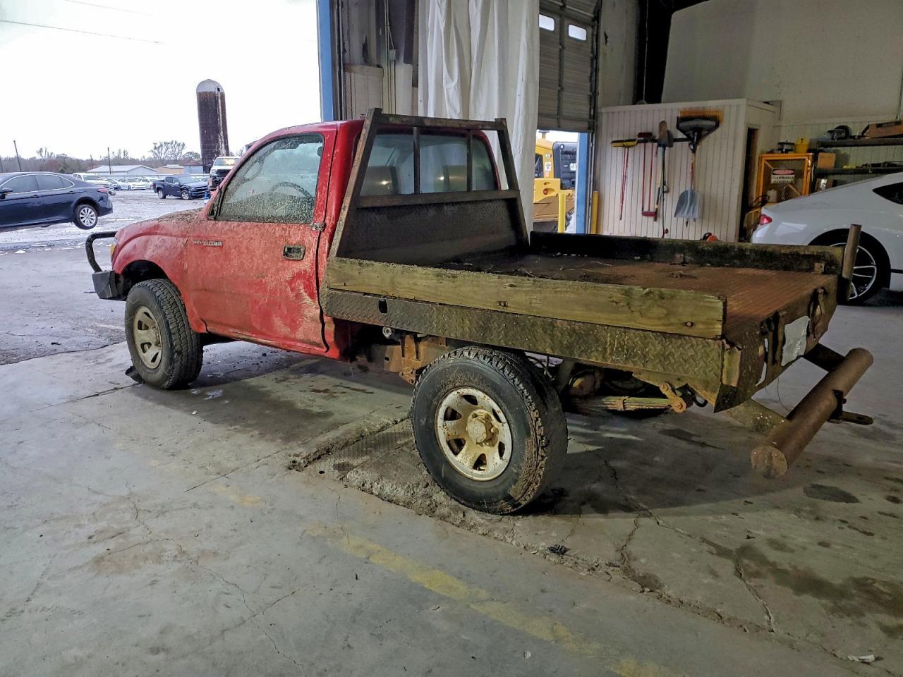 2003 Toyota Tacoma - Image 2