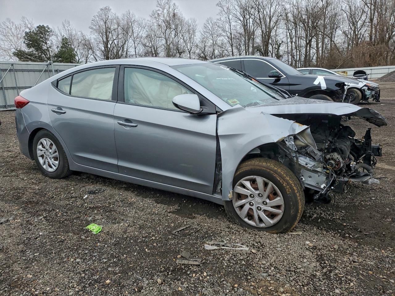 2017 Hyundai Elantra Se - Фото 4