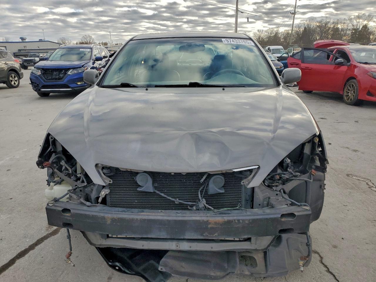 2005 Toyota Camry Le - Фото 5