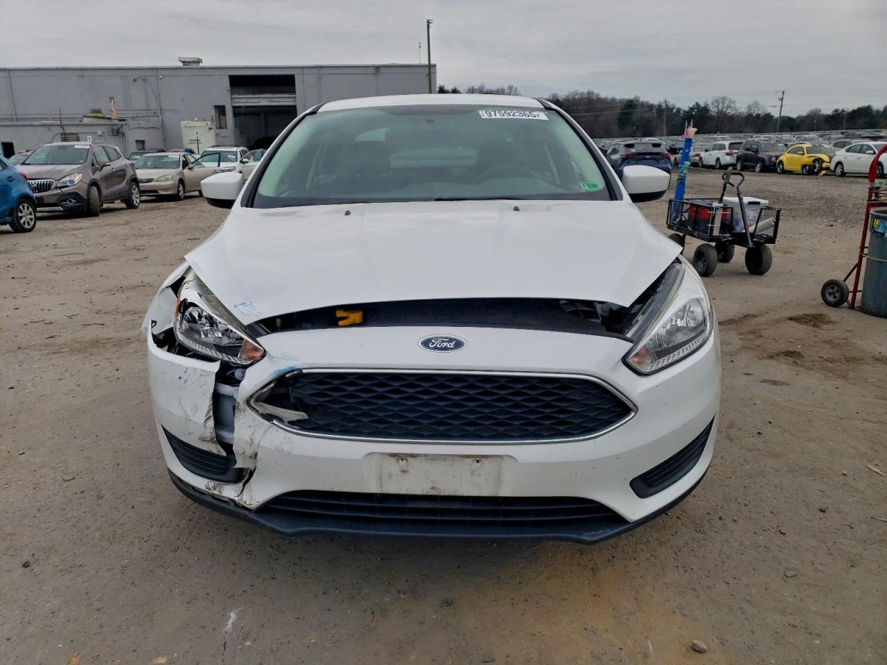 2018 Ford Focus Se - Image 5