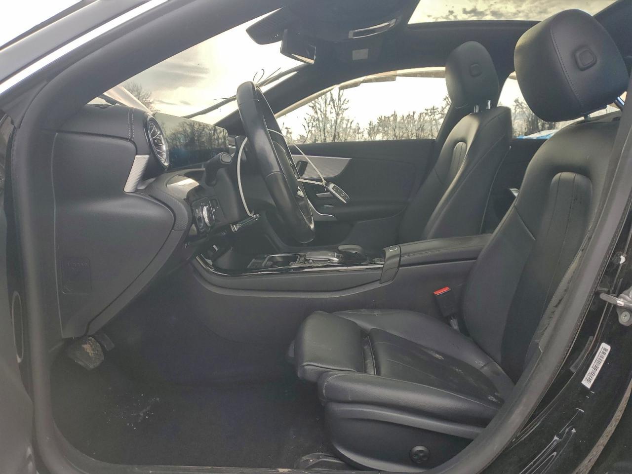 2022 Mercedes-Benz Cla 250 4Matic - Фото 7