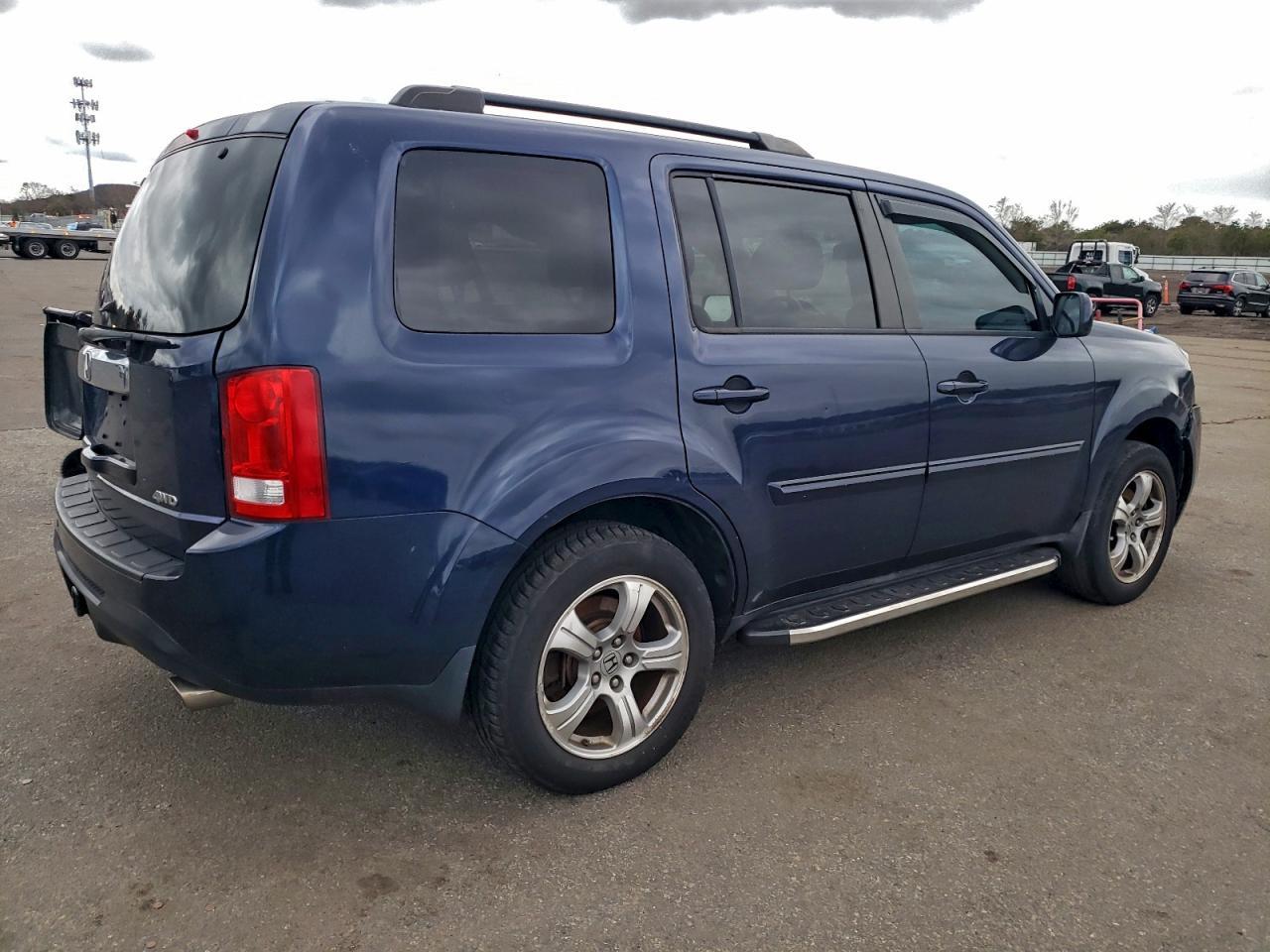 2014 Honda Pilot Exl - Image 3