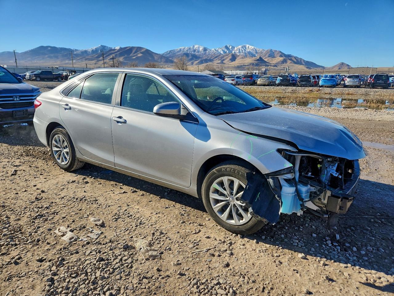2017 Toyota Camry Le - Image 4